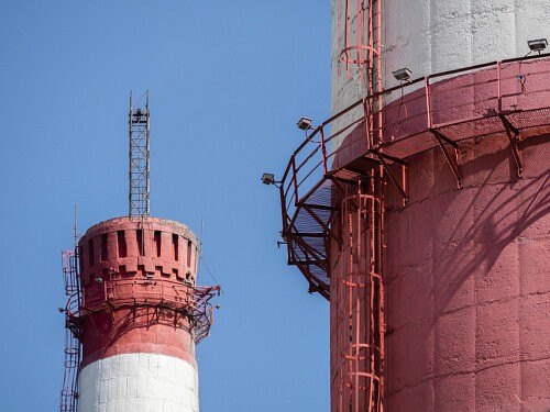 Работы на высоте: ТЭЦ СГК в Новосибирске и Куйбышеве отремонтируют 4 дымовые трубы