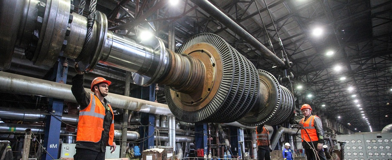 Конструктор весом 115 тонн: как собрать турбину после капитального ремонта. Фоторепортаж